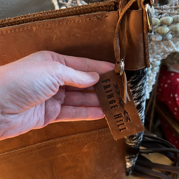 Fringe Hill Design crossbody Saddle Puebla Mesa cowhide WEEKEND SALE 🎉🥳🎉 - Picture 8 of 12